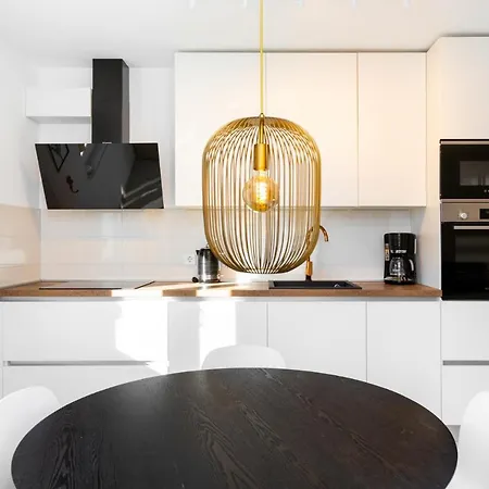 Dutch Tulip Apartment